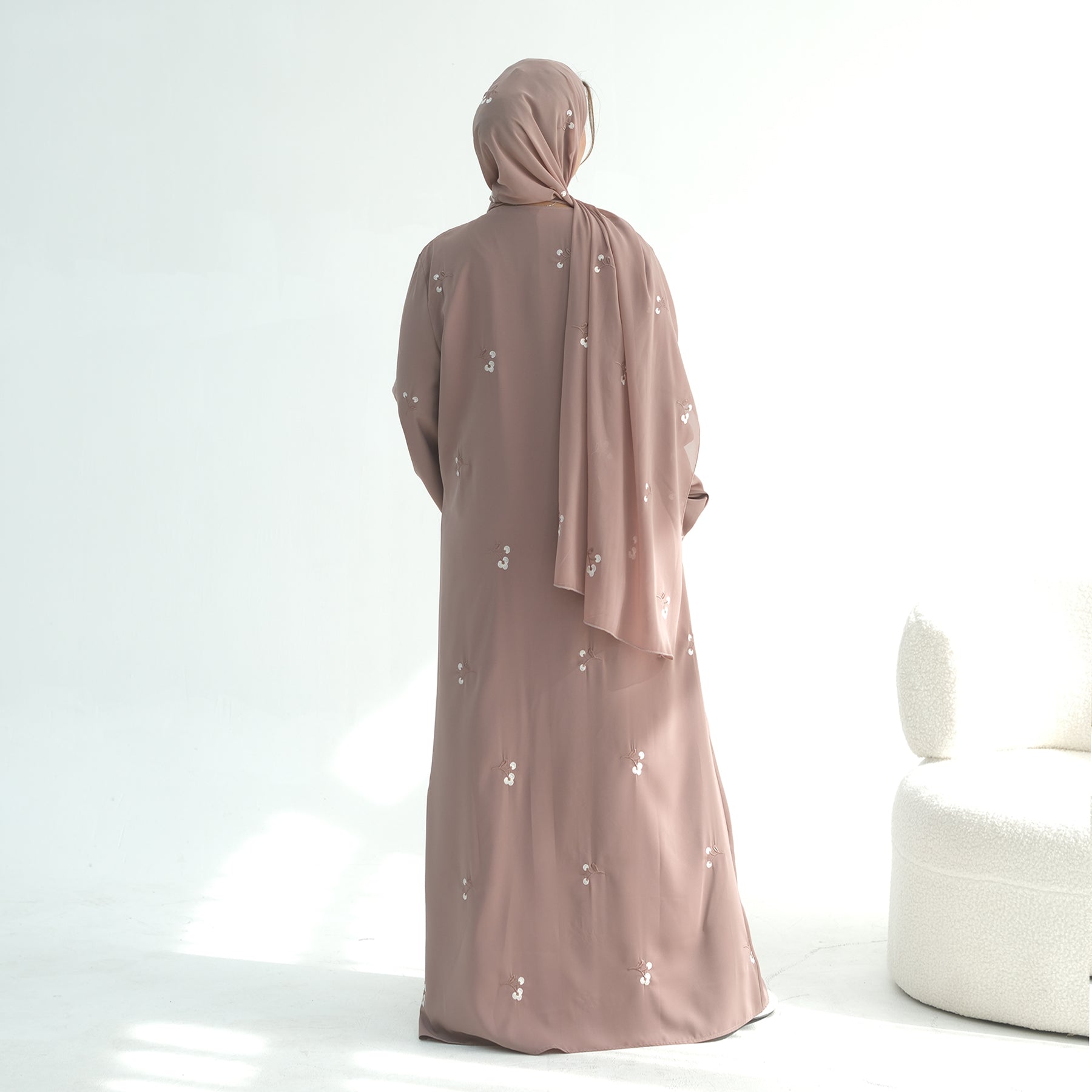Widad Motif Abaya