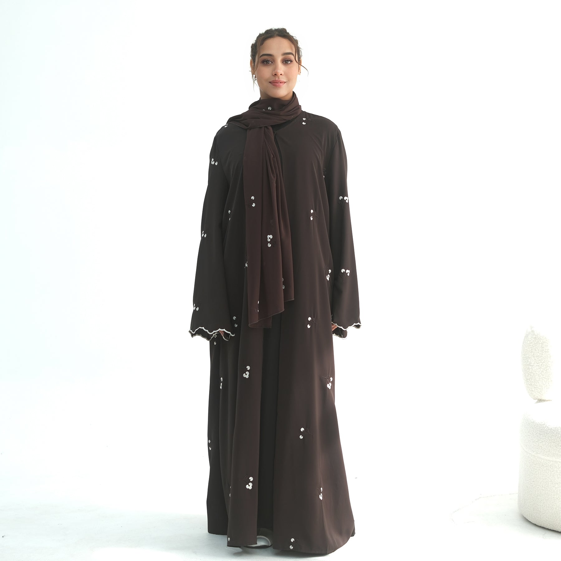 Widad Motif Abaya