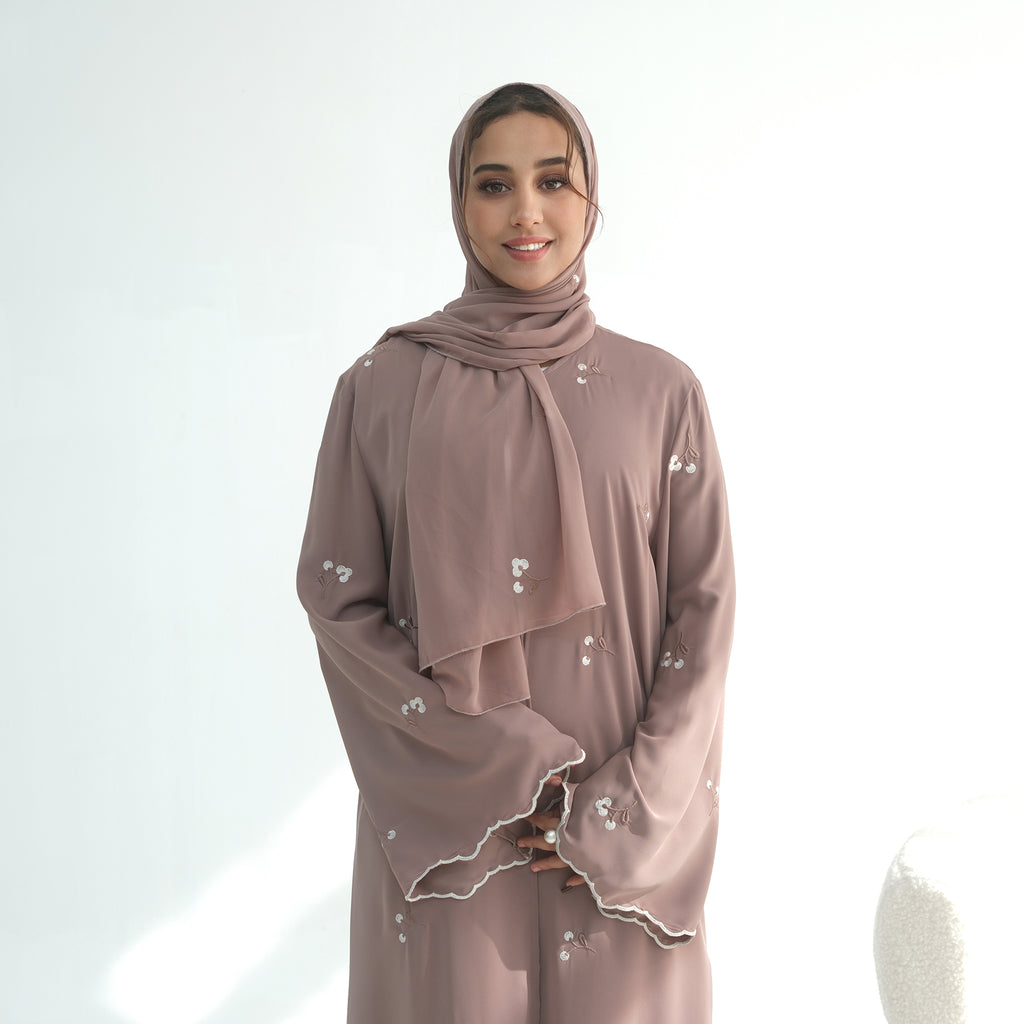 Widad Motif Abaya