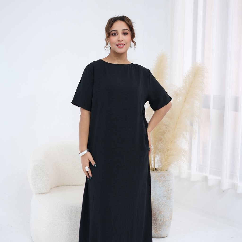 Jihan Essential Dress