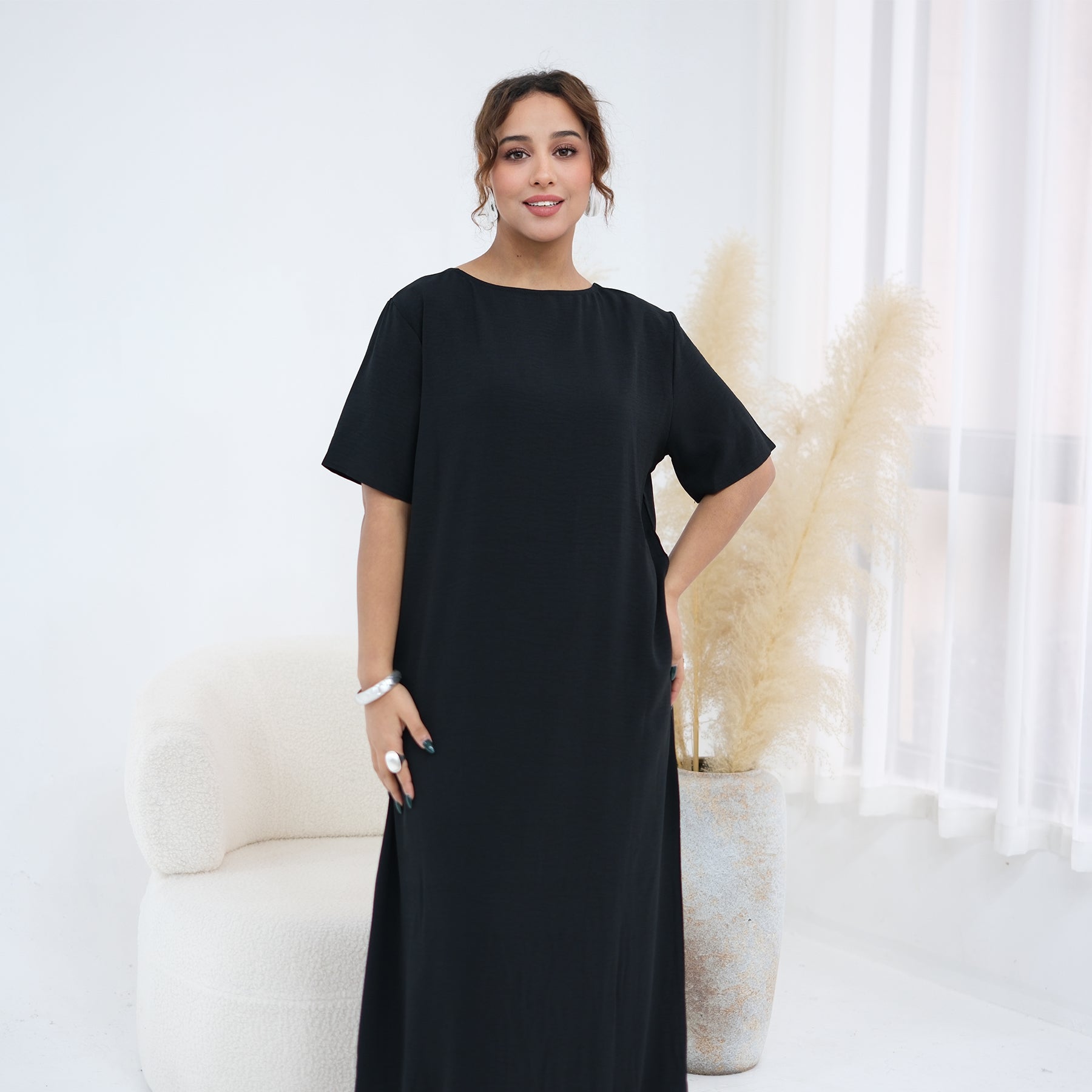 Jihan Essential Dress