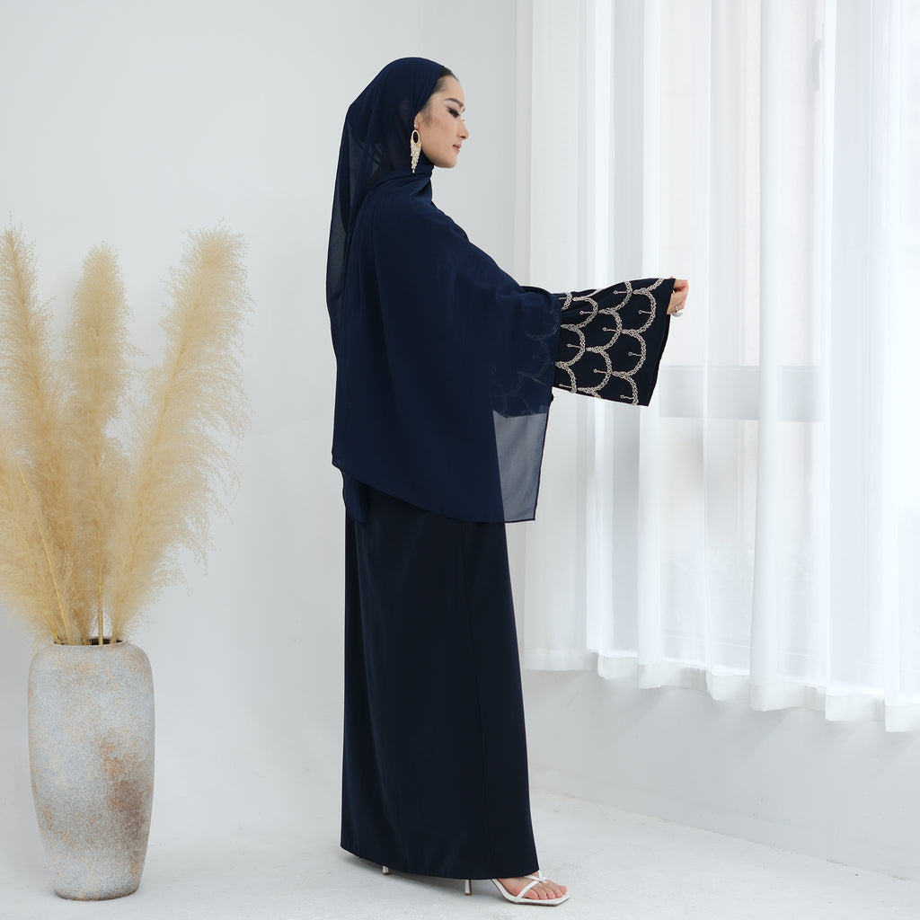 Farah Scallop Abaya