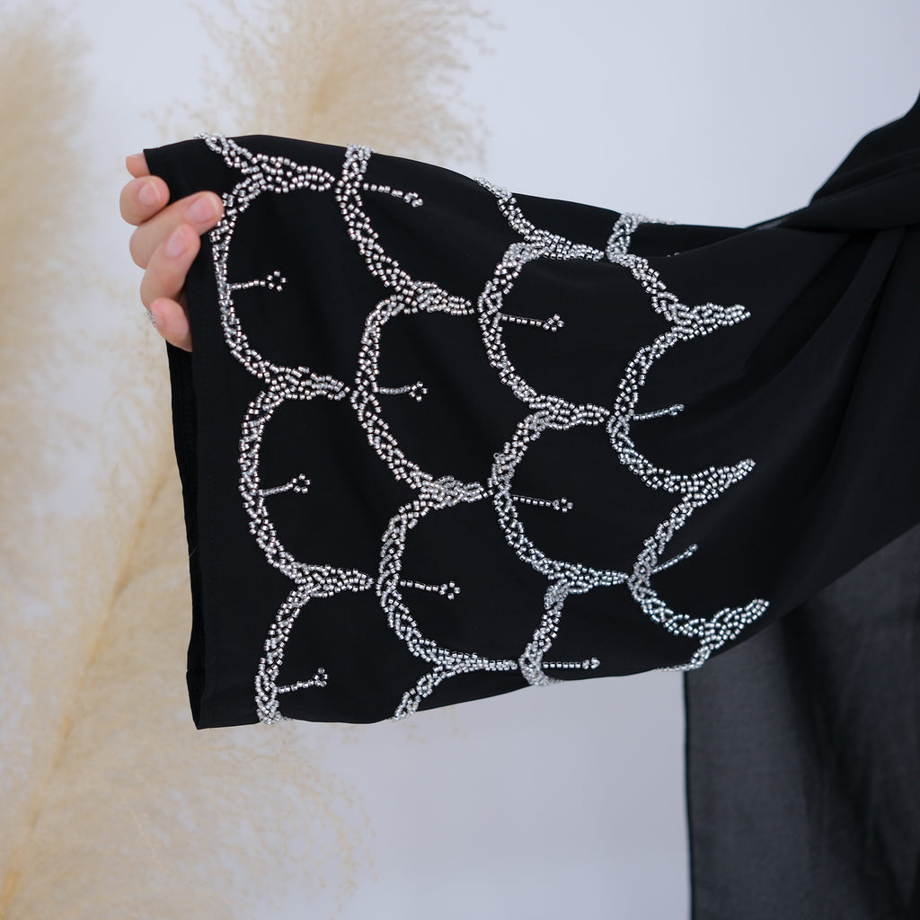 Farah Scallop Abaya